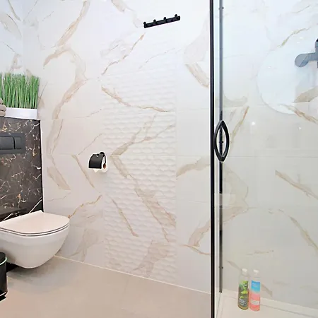 Apartament Lenart