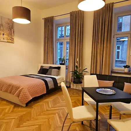 Apartament Lenart